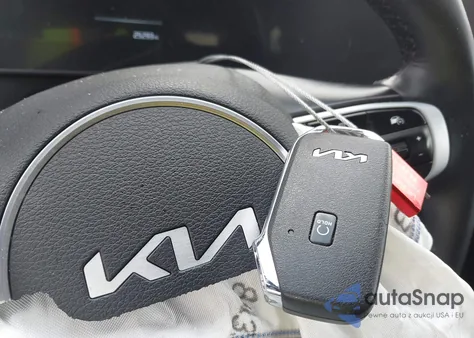 2024 Kia Sportage X-Line z USA, uszkodzony, nr VIN 5XYK6CDF1RG209312